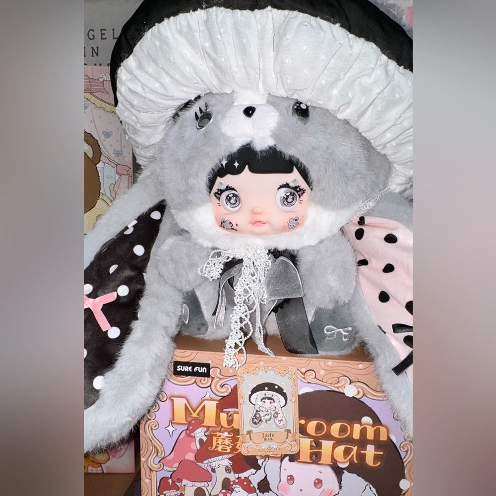 🖤🍄Confirmed JADE Nommi Mushroom Hat 400% Series Plush Blind Box